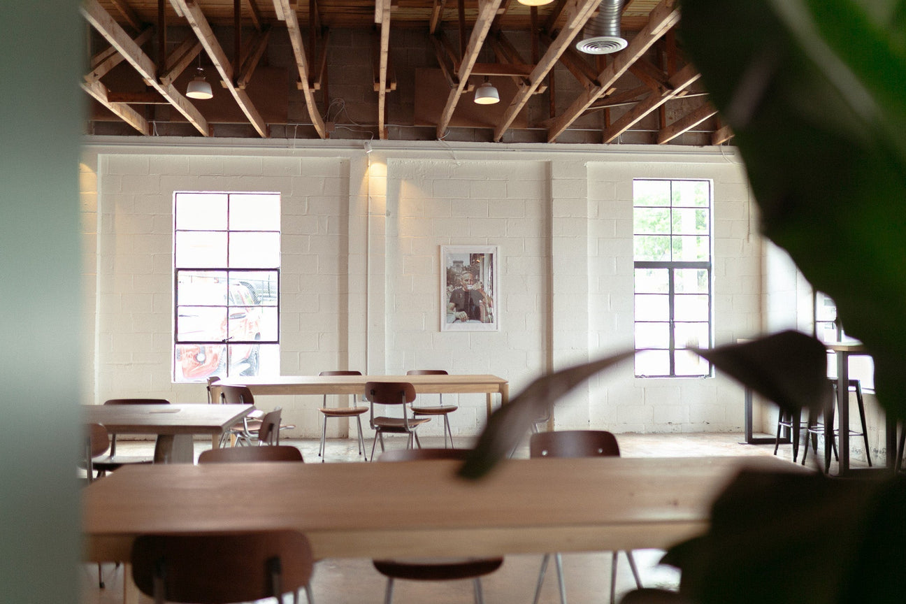 5 things to look for when choosing your coffee shop location – David Breaks Down Cafe Location